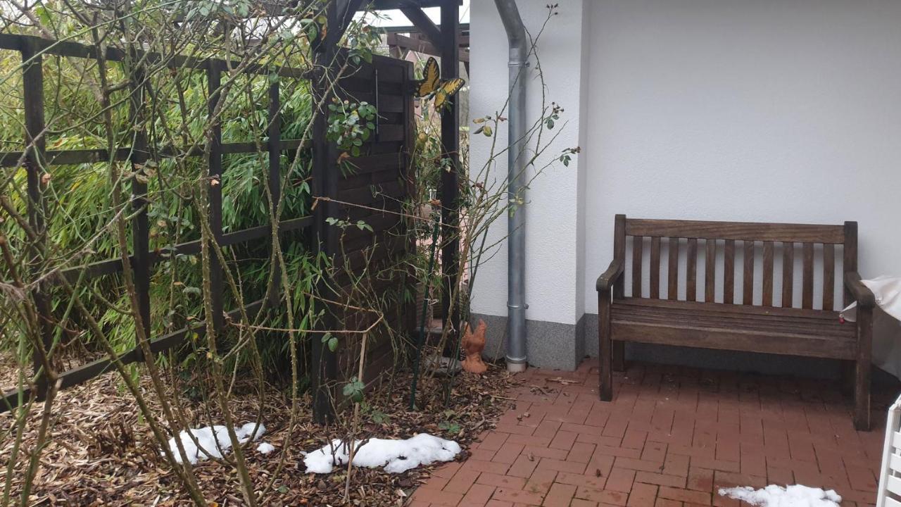 Ferienwohnung Mit Terrasse, Kostenloses Wlan, Parkplatz Bad Oeynhausen Eksteriør billede